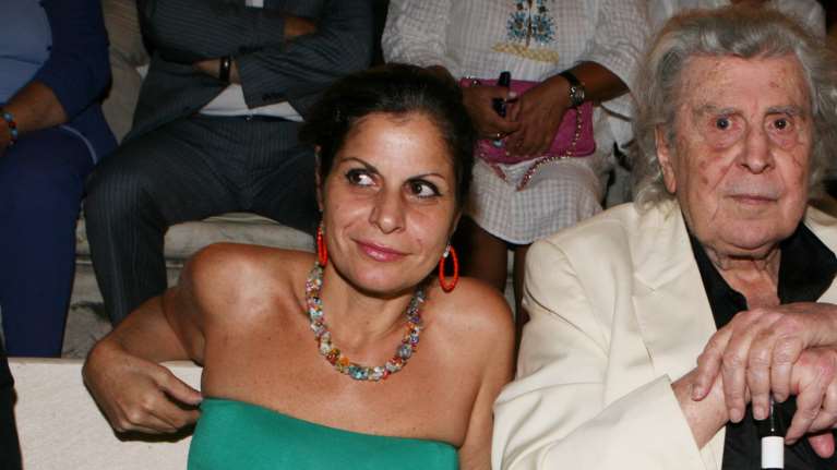 Διαθήκη Θεοδωράκη: Οι &quot;εκπλήξεις&quot; του Μίκη για τη Μαργαρίτα - Δεν πήρε τίποτα άλλο από την περιουσία του