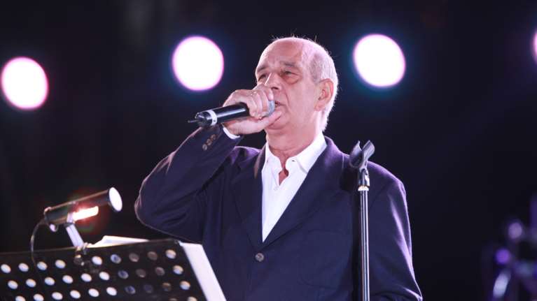 Μεγάλη συναυλία προς τιμήν του Δημήτρη Μητροπάνου από το ΚΚΕ και την οικογένειά του - Με ηχηρά ονόματα