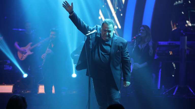 Υπουργός Πολιτισμού για Βασίλη Καρρά: Ήταν ένα φαινόμενο που δεν κατατάσσεται και δεν ορίζεται