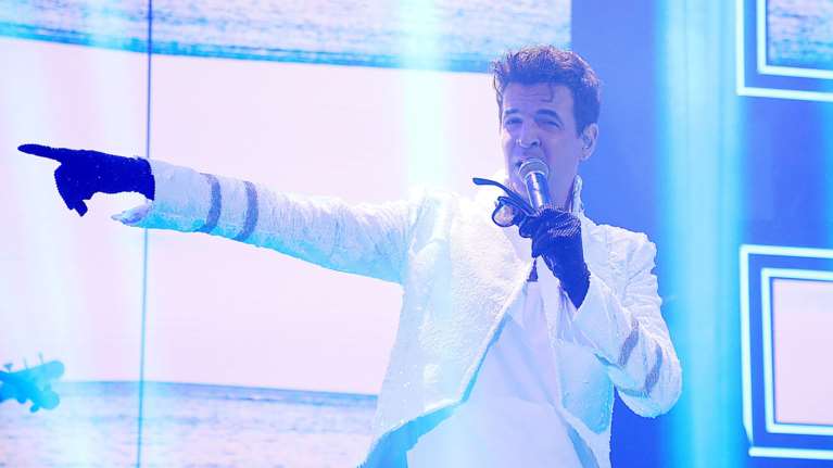 Νίνο για γάμο ομόφυλων ζευγαριών: Είμαι καλοριφέρ και θα υιοθετήσω ένα…αρσενικό κλειδί με μία μπανιέρα