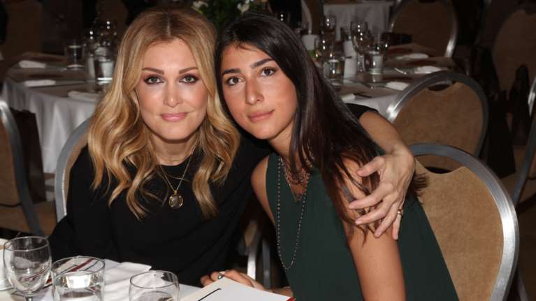 Μηνύσεις στα ΜΜΕ για το δήθεν πάρτι της κόρης της Ν. Θεοδωρίδου - "Είμαι εξοργισμένος", λέει ο πατέρας της