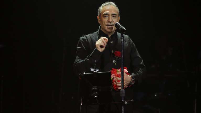 Νότης Σφακιανάκης: Δύσκολες ώρες για τον τραγουδιστή - Πέθανε το "δεξί του χέρι", ο Γιώργος Κασάμπαλης