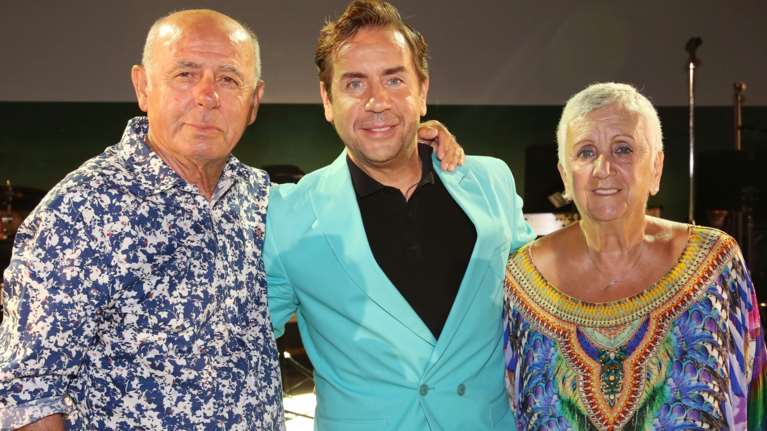 Γιώργος Μαζωνάκης: Ο πατέρας του μιλά για πρώτη φορά - &quot;Μας ενδιαφέρει μόνο η υγεία του&quot; - Τι ισχύει με τις άδειες από το Δρομοκαΐτειο