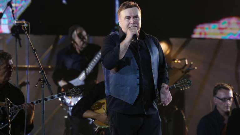 Πέθανε ο τραγουδιστής Μανώλης Λιδάκης σε ηλικία 65 ετών - Σοκ στον καλλιτεχνικό κόσμο