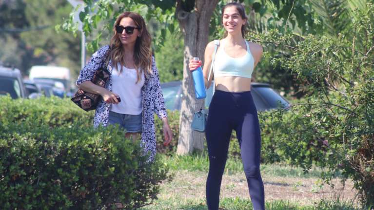 Η Μελίνα Νικολαΐδη &quot;απαντάει&quot; στα τουρκικά υβριστικά σχόλια για τη μητέρα της, Δέσποινα Βανδή [βίντεο]