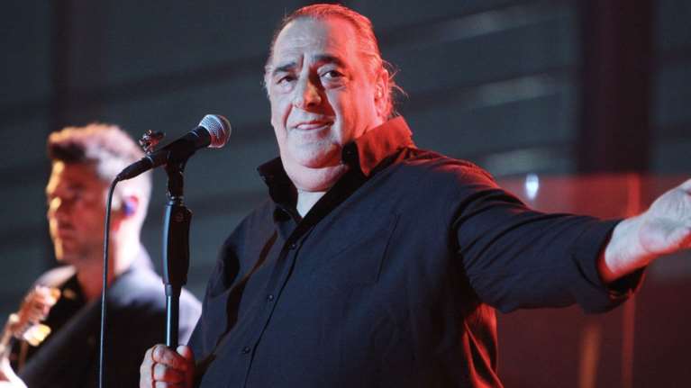 Βασίλης Καρράς: Τριήμερο πένθος στην εστίαση της Θεσσαλονίκης - Προτάθηκε να παίζουν μόνο τραγούδια του