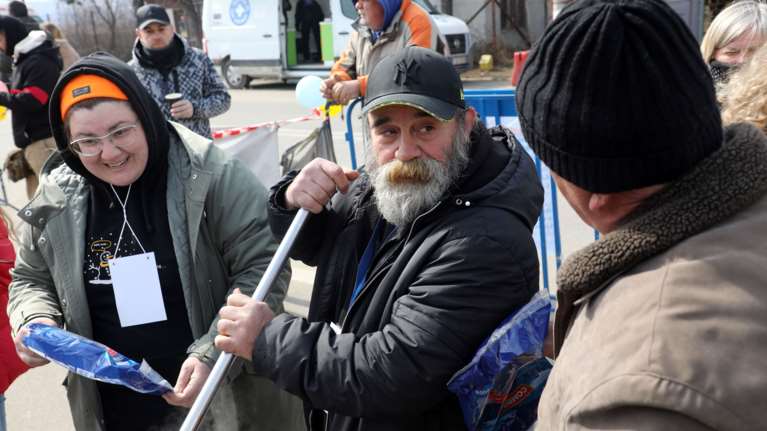 Πολυχρονόπουλος: Μπαράζ αποκαλύψεων από πρώην συνεργάτες - &quot;Τσέπωσε δωρεά 140.000 ευρώ, χάλασε 7.500 στα μπουζούκια&quot;