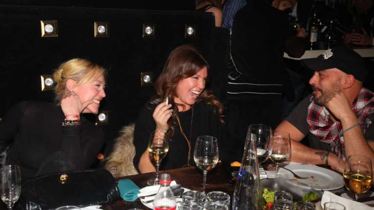 Η πληρωμένη απάντηση της Αναστασοπούλου στη Βάνα Μπάρμπα: &quot;Την είδα στο δρόμο και της είπα κάτι&quot; [βίντεο]