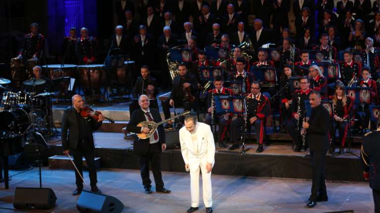 Τόλης Βοσκόπουλος: Γιος μανάβη με 11 αδελφές - Λάτρεψε τις γυναίκες και το θέατρο, αλλά τον &quot;έκλεψε&quot; το τραγούδι