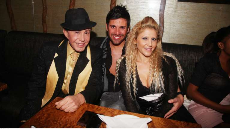 Η σπαρακτική ανάρτηση της Άννας Φλωρινιώτη εννέα μέρες μετά τον θάνατο του αδερφού της: Μας άφησες μόνους, ανυπόφορος ο πόνος