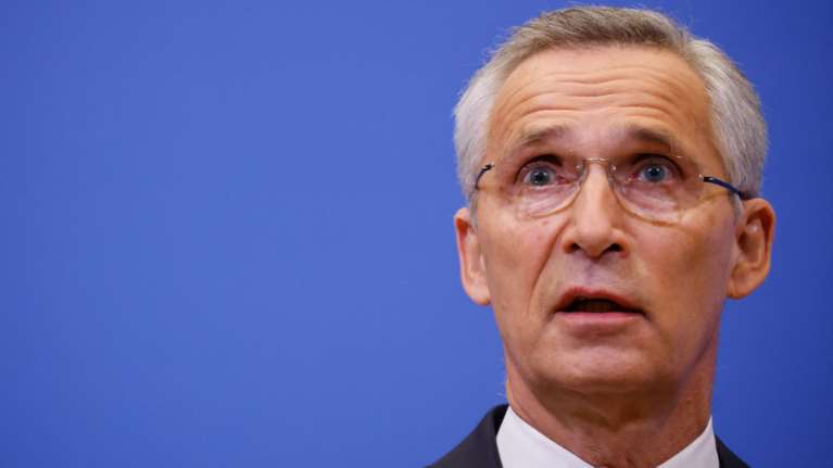 Στόλτενμπεργκ: Το ΝΑΤΟ θα αυξήσει τη βοήθεια προς το Κίεβο - Ο Πούτιν χρησιμοποιεί τον χειμώνα σαν όπλο