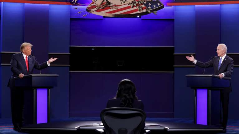 Αυστηρό μήνυμα Μπάιντεν σε Τραμπ: &quot;Η Αμερική επέστρεψε - Ντροπή να μην αναγνωρίζει την ήττα του&quot;