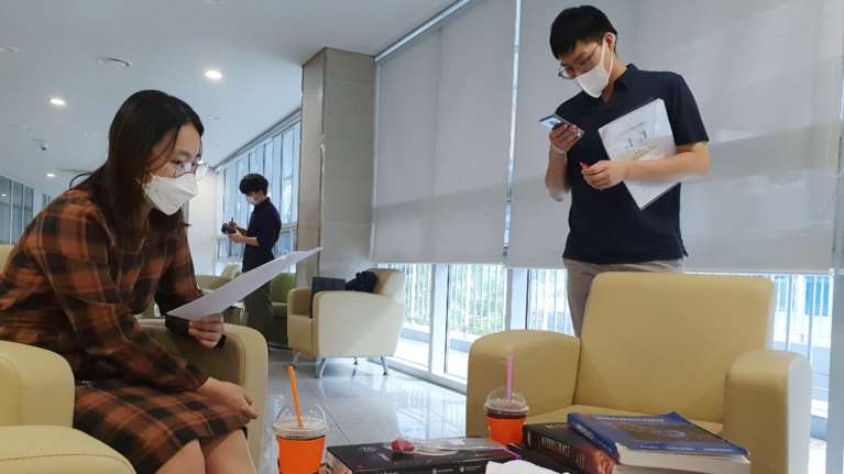 Νότια Κορέα: Έκλεισε το κοινοβούλιο λόγω κορονοϊού- Εργασία από το σπίτι συνιστά τους πολίτες ο υπουργός υγείας