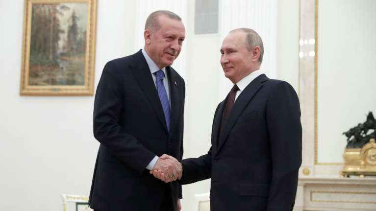 Σε εξέλιξη η κρίσιμη συνάντηση Πούτιν και Ερντογάν για τη Συρία - Οι πρώτες δηλώσεις
