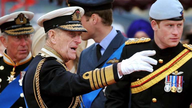 Πρίγκιπας Χάρι: Η εκπληκτική ομοιότητα με τον παππού του, Πρίγκιπα Φίλιππο - Η φωτογραφία από το 1957