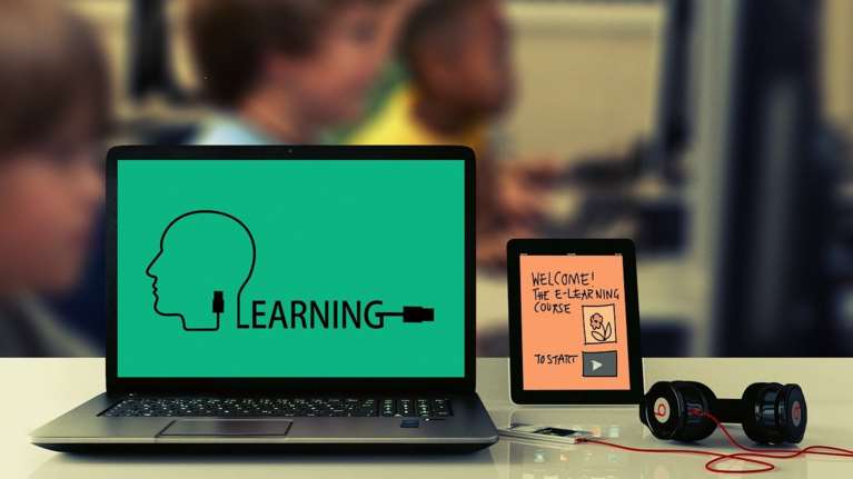 Voucher 200 ευρώ: Πότε ανοίγει η πλατφόρμα και ποιοι είναι οι δικαιούχοι