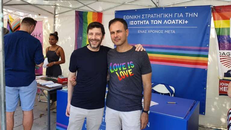 Μήνυση Πατέλη και Γιατρομανωλάκη κατά του Στέφανου Χίου - Για δημοσίευμα με ομοφοβικούς χαρακτηρισμούς