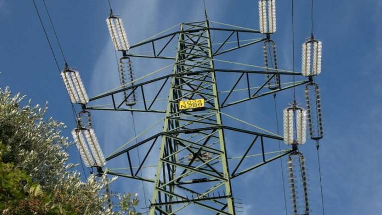 ΔΕΔΔΗΕ: Αποκαταστάθηκε η βλάβη στα νότια προάστια - Επανήλθε το ρεύμα