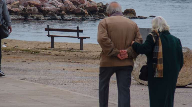 Πάρκινσον: Χτυπάει τελικά πολύ περισσότερους από όσους νομίζαμε - Ποιοι κινδυνεύουν και ο πραγματικός αριθμός περιστατικών