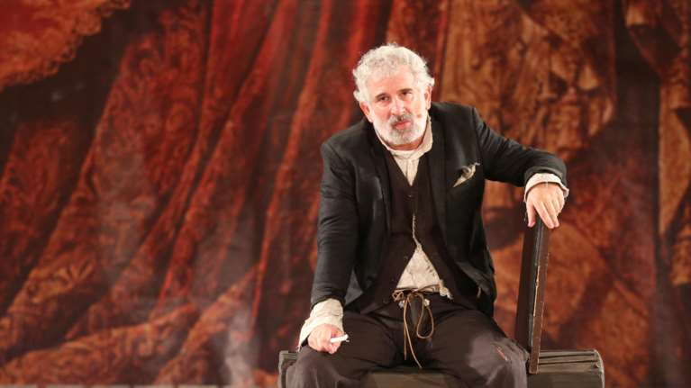 Δεν εμφανίστηκε ο Πέτρος Φιλιππίδης στον Εισαγγελέα: Προθεσμία να απολογηθεί για έναν βιασμό και δύο απόπειρες