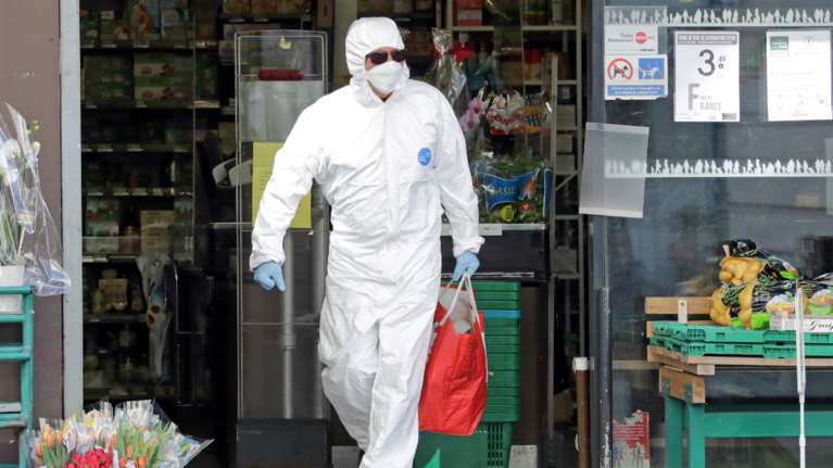 Κορονοϊός: "Μαύρη" μέρα στη Γαλλία με 762 νεκρούς - Πάνω από 15.000 θάνατοι