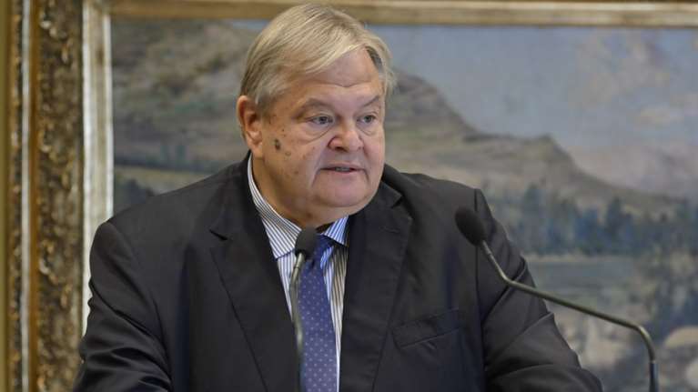 Ευάγγελος Βενιζέλος: Αποχαιρετώ τον Γιώργο Κασιμάτη με τον σεβασμό που του αρμόζει