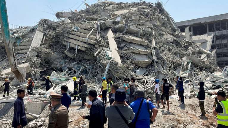 Σεισμός στη Μιανμάρ: "Πρόκειται για ένα πολύ μεγάλο άγνωστο ρήγμα - Δεν αποκλείονται μετασεισμοί έως και 6,8 Ρίχτερ"