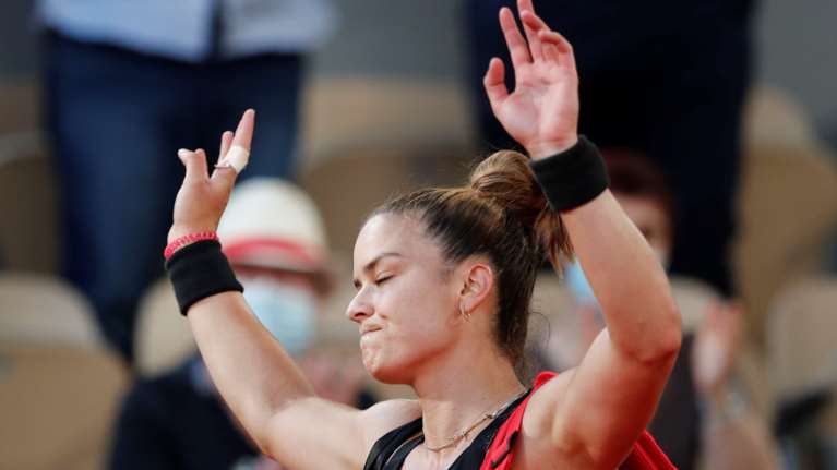 Μαρία Σάκκαρη: Ηρωική μάχη της Ελληνίδας βασίλισσας του τένις - Eχασε στον ημιτελικό του Roland Garros [Βίντεο]