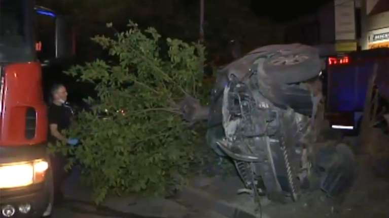 Τροχαίο στο Χαλάνδρι: &quot;Τουλάχιστον 85χλμ η ταχύτητα του αυτοκινήτου - Περισσότερα και από την Porsche του Mad Clip&quot;