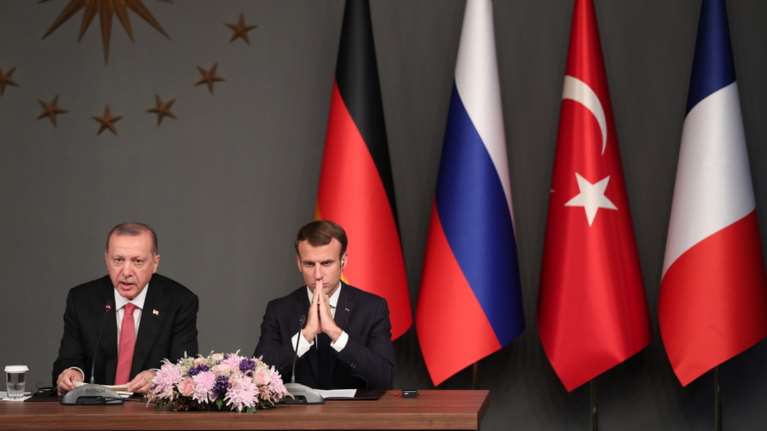 Ο Ερντογάν επιτίθεται ξανά στη Γαλλία: &quot;Είδε την Αφρική ως αποικία - Εκατοντάδες χιλιάδες σκοτώθηκαν&quot;