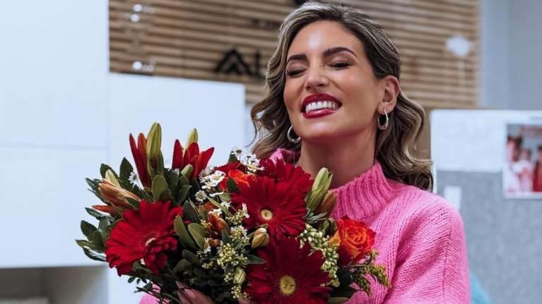 Η Αθηνά Οικονομάκου και η κόρη της Σιέννα μαγειρεύουν στην απίθανη κουζίνα τους