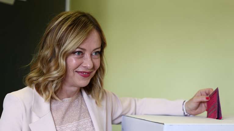 Οργή στην Ιταλία για πορνογραφικό ιστότοπο με παραποιημένες εικόνες διάσημων Ιταλίδων - Θύμα και η Τζόρτζια Μελόνι