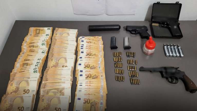 Κύκλωμα παράνομων συνταγογραφήσεων με 34.000 συνταγές: Οι δύο φαρμακοποιοί, οι δύο γιατροί και το... &quot;λαμόγιο&quot;