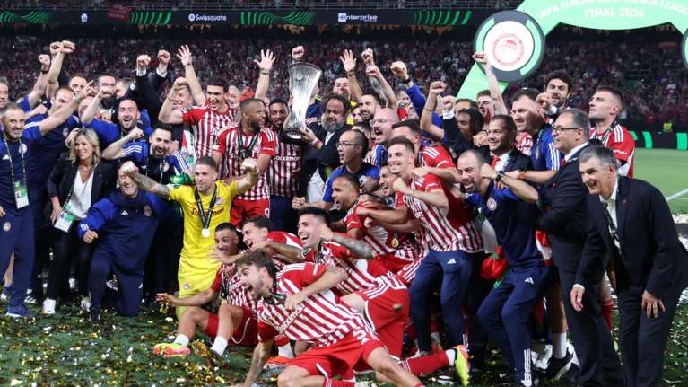 Ο Ολυμπιακός βραβεύτηκε ως η ομάδα "αποκάλυψη του 2024" στα Globe Soccer Awards