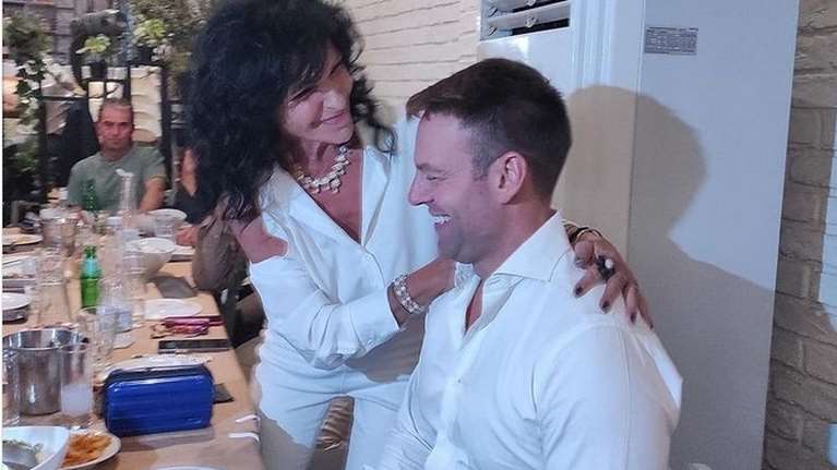 Σοφία Βόσσου για Στέφανο Κασσελάκη: &quot;Πολύτιμη ψυχή σε αγαπώ&quot; – Πώς γνωρίστηκαν [βίντεο]