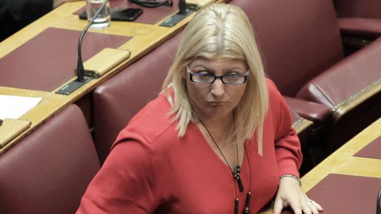 ΣΥΡΙΖΑ: "Ξεκαβαλικέψτε απ' το καλάμι, σας βλέπει ο κόσμος" - Ξέσπασε η πρώην βουλευτής Γεωργία Γεννιά