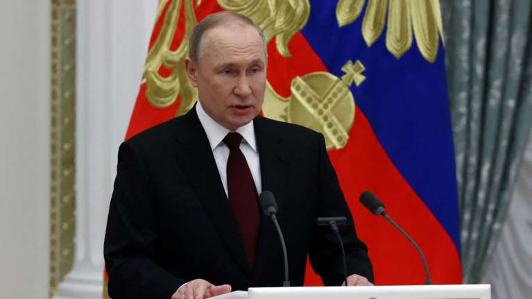 ΔΝΤ: Η οικονομία της Ρωσίας αντέχει περισσότερο από ό,τι προβλεπόταν τις κυρώσεις της Δύσης