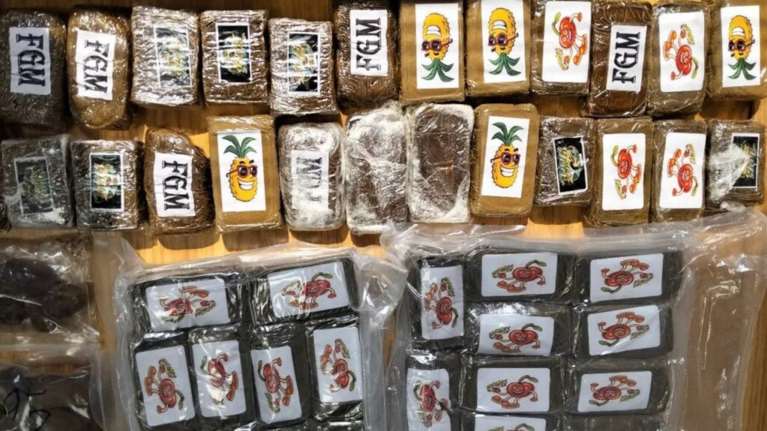 Γλυφάδα: Προφυλακίστηκαν με κλάματα οι γόνοι επιχειρηματιών και ο γιος μεγαλογιατρού για τους &quot;ναρκοχυμούς&quot;