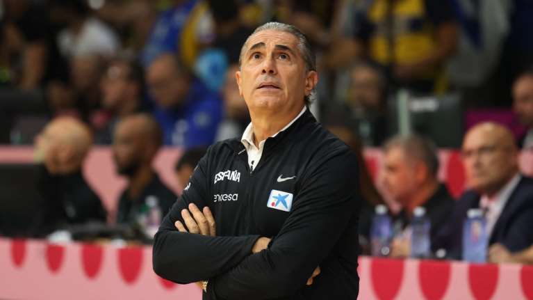 Τέλος ο Σέρτζιο Σκαριόλο από την Ισπανία μετά την ήττα από την Εθνική Ελλάδας