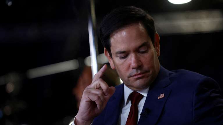 Απίστευτο: Ένας απατεώνας έστελνε μηνύματα σε υπουργούς και αξιωματούχους υποδυόμενος τον Μάρκο Ρούμπιο