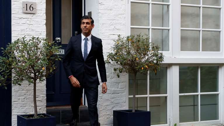 Ρίσι Σούνακ: Αυτός θα είναι ο νέος πρωθυπουργός της Μεγάλης Βρετανίας- Γιος μεταναστών από την Ινδία και δισεκατομμυριούχος