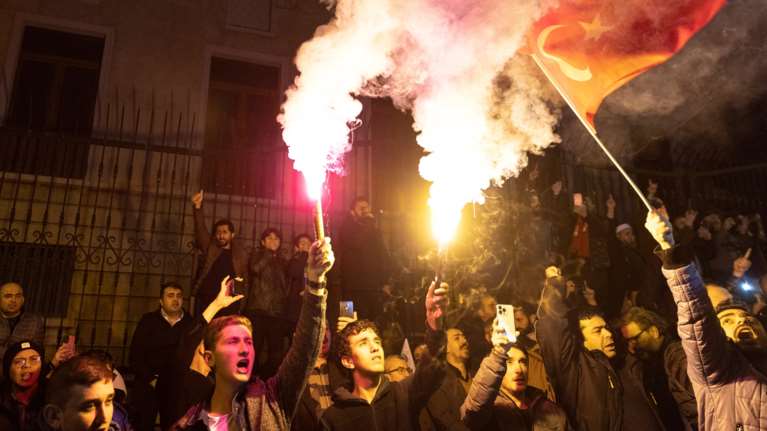 Τουρκία: Η Δύση φοβάται τρομοκρατικά χτυπήματα ως αντίποινα για το κάψιμο του Κορανίου