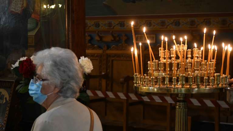 Κορονοϊός: Στο τραπέζι ο υποχρεωτικός εμβολιασμός των κληρικών και η είσοδος στις εκκλησίες με πιστοποιητικό