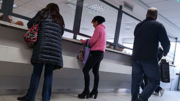 Πανελλαδική στάση εφοριακών από τις 11.30 το πρωί μέχρι τη λήξη της βάρδιας λόγω Κοζάνης