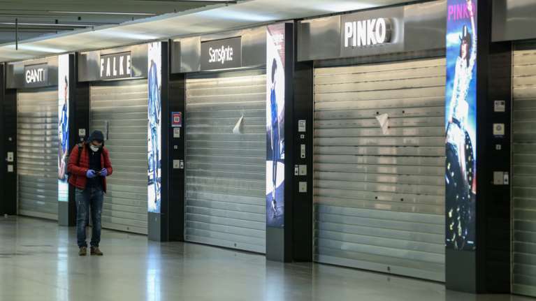 Γερμανία: Αρχίζουν διαβουλεύσεις για σταδιακό άνοιγμα σχολείων και καταστημάτων