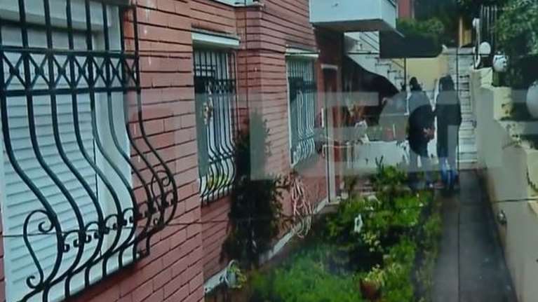 Δολοφονία Άλκη: Στο δωμάτιο του 23χρονου Αλβανού - Φωτογραφικά ντοκουμέντα από την έφοδο στο σπίτι του [Βίντεο]