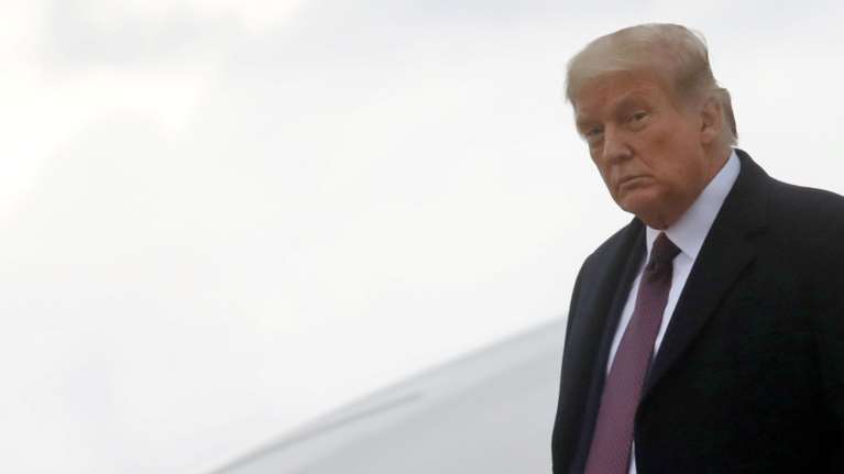 Ο Ντόναλντ Τράμπ εμφανίζει ήδη &quot;ήπια συμπτώματα&quot; του κορονοϊού μεταδίδει το NBC