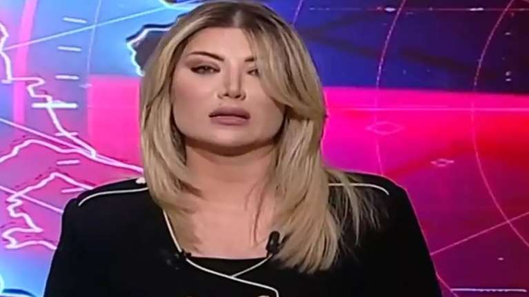 Λίβανος: Παρουσιάστρια σε κανάλι της Χεζμπολάχ ανακοινώνει τον θάνατο του Νασράλα και κλαίει γοερά  [βίντεο]