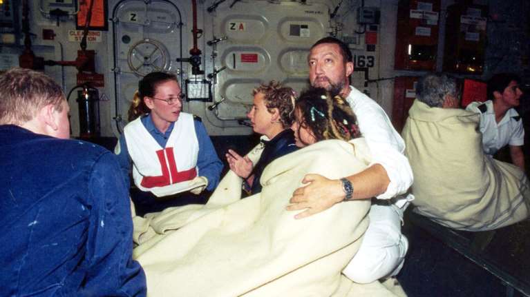 Σαν σήμερα: 25 χρόνια από το ναυάγιο του &quot;Εξπρές Σάμινα&quot; - 81 νεκροί μέσα σε λίγα λεπτά [εικόνες]