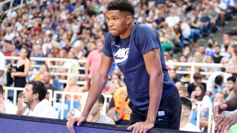 Νέα επίθεση Αρίνας στον Αντετοκούνμπο: &quot;Άκου έναν hater, γιατί αυτός ξέρει τις αδυναμίες σου&quot; [βίντεο]